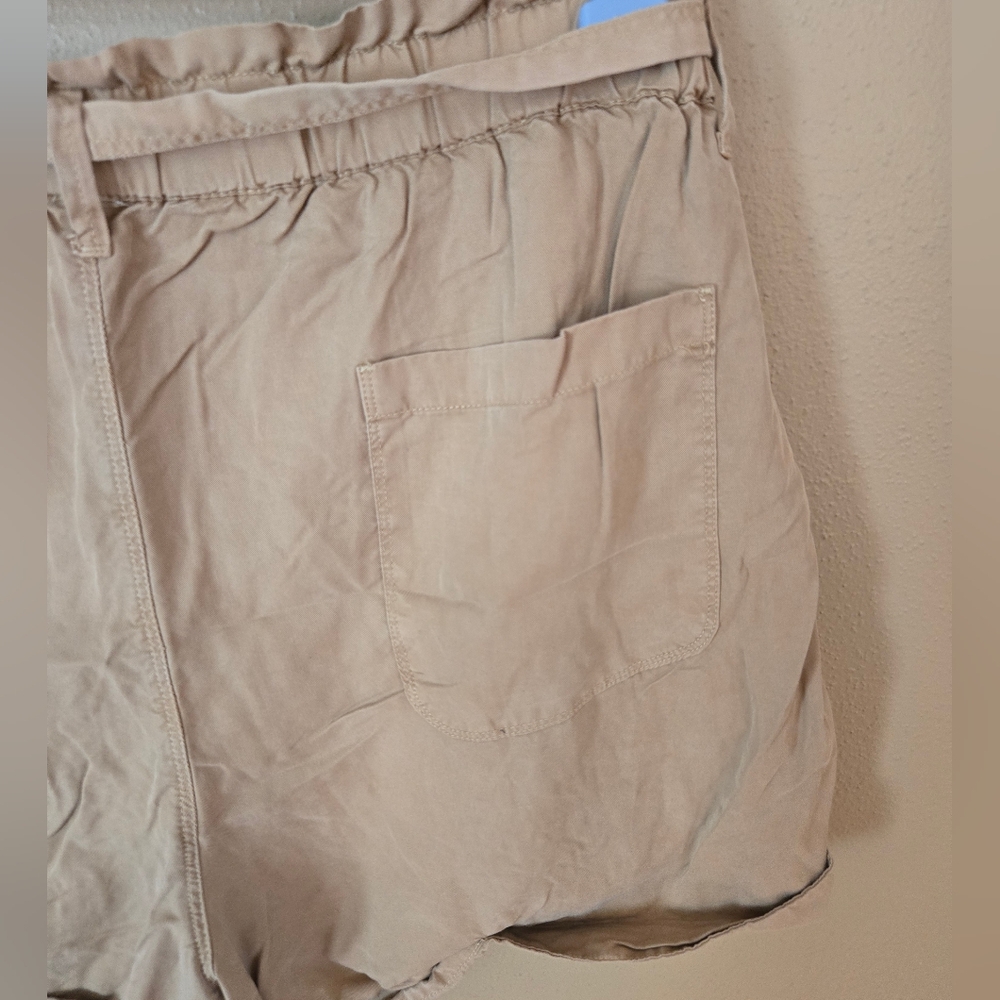 Aerie Light Tan Paperbag Waist Tie Shorts - Picture 4 of 7